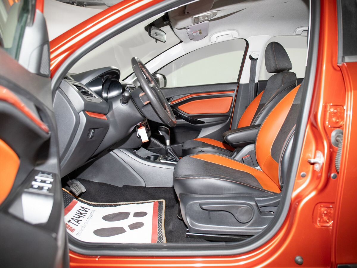 Lada (ВАЗ) Vesta 2020 - фото автомобиля