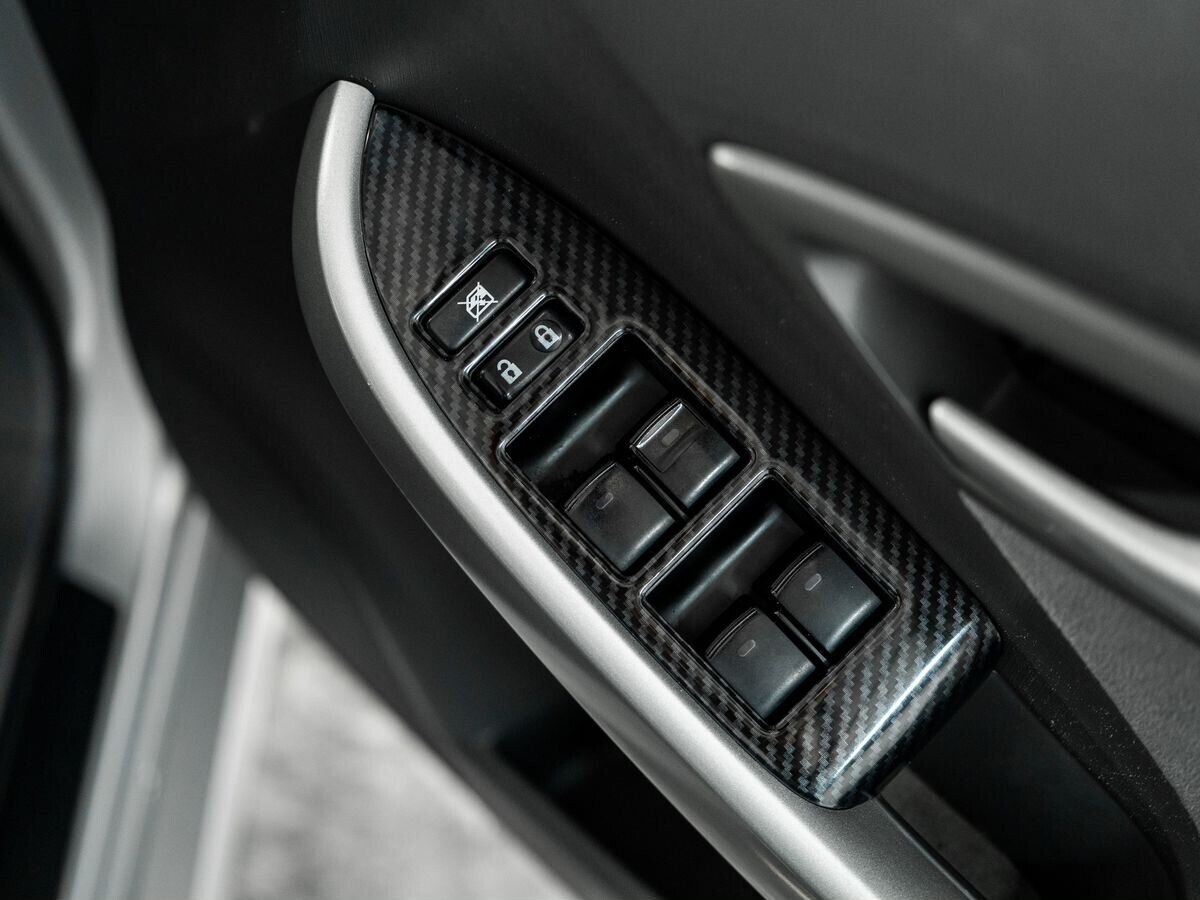 Toyota Prius 2010 - фото автомобиля