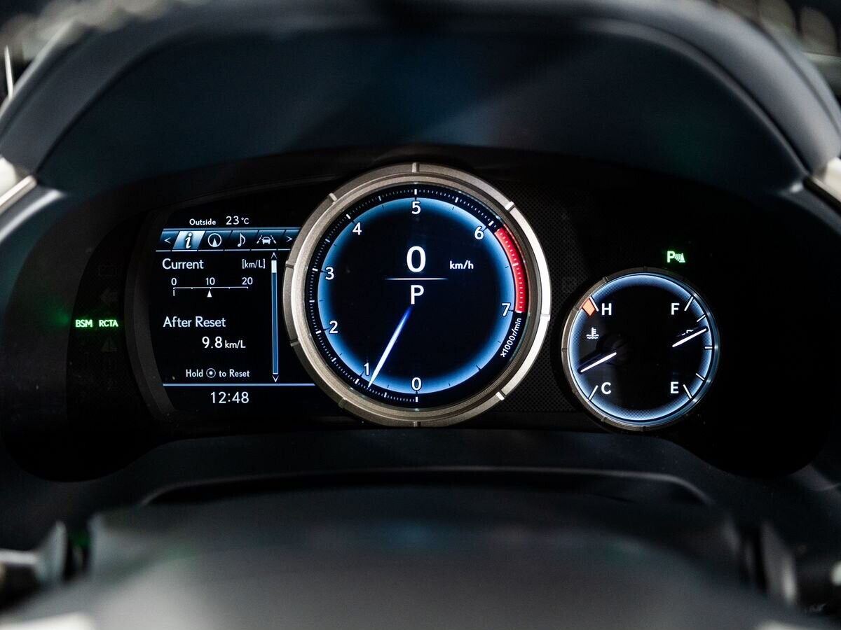 Lexus RX 2018 - фото автомобиля