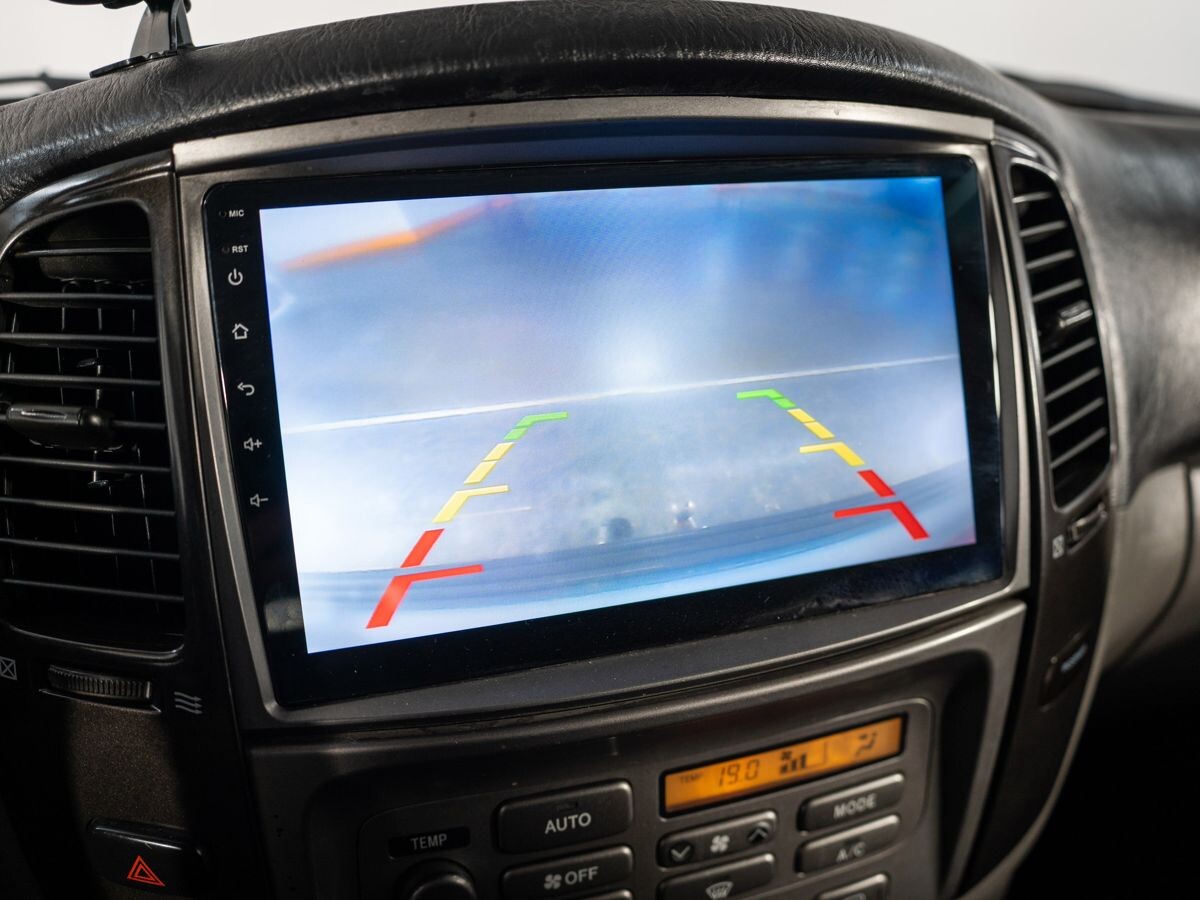 Toyota Land Cruiser 2007 - фото автомобиля