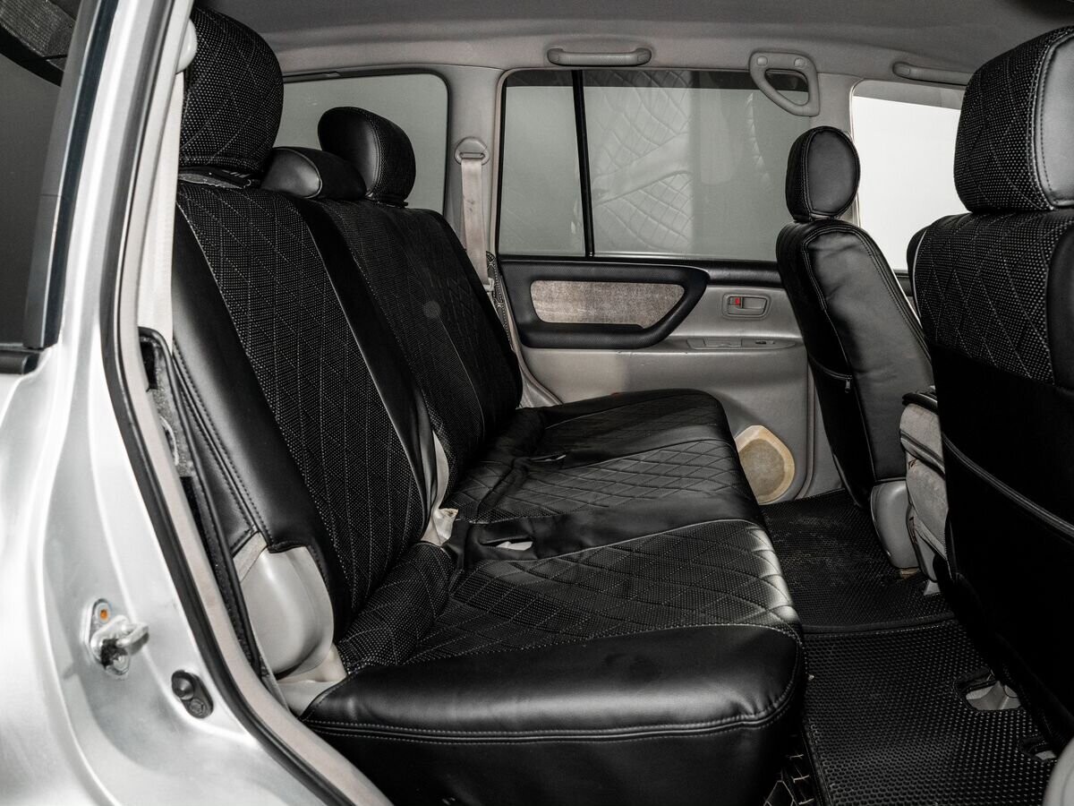 Toyota Land Cruiser 2007 - фото автомобиля