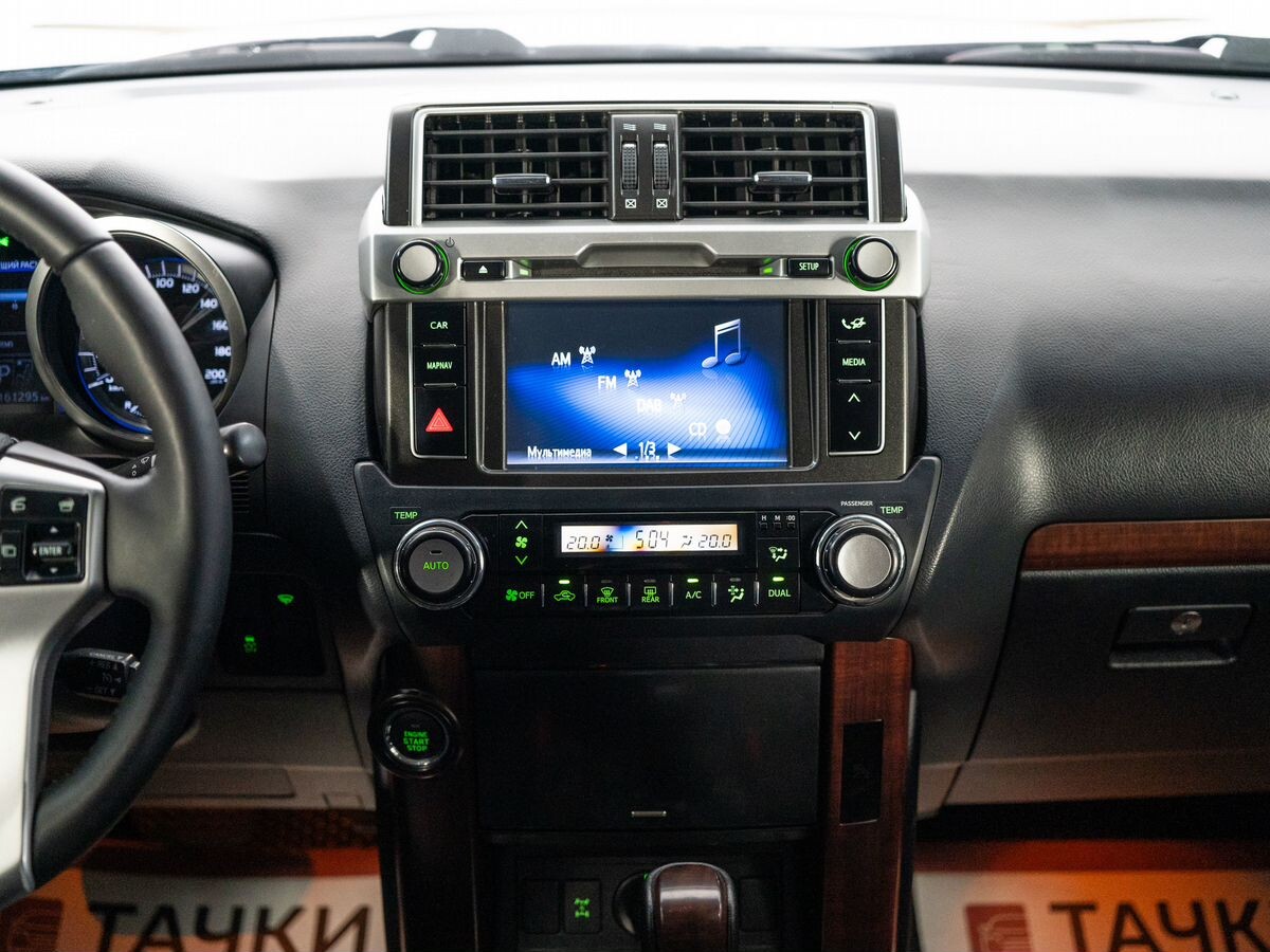 Toyota Land Cruiser Prado 2017 - фото автомобиля