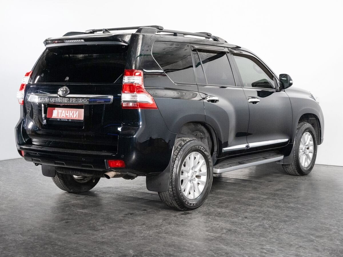 Toyota Land Cruiser Prado 2017 - фото автомобиля