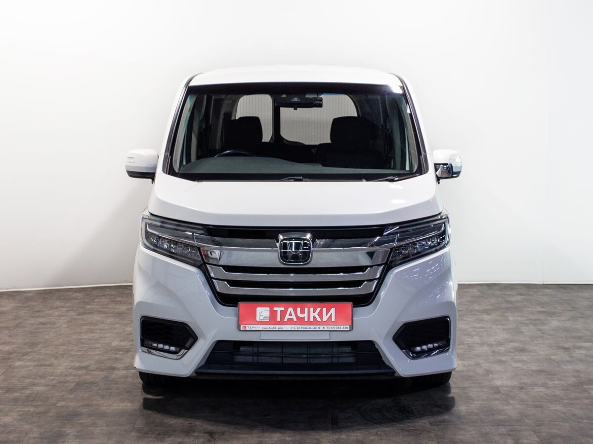 Honda Stepwgn 2018 - фото автомобиля