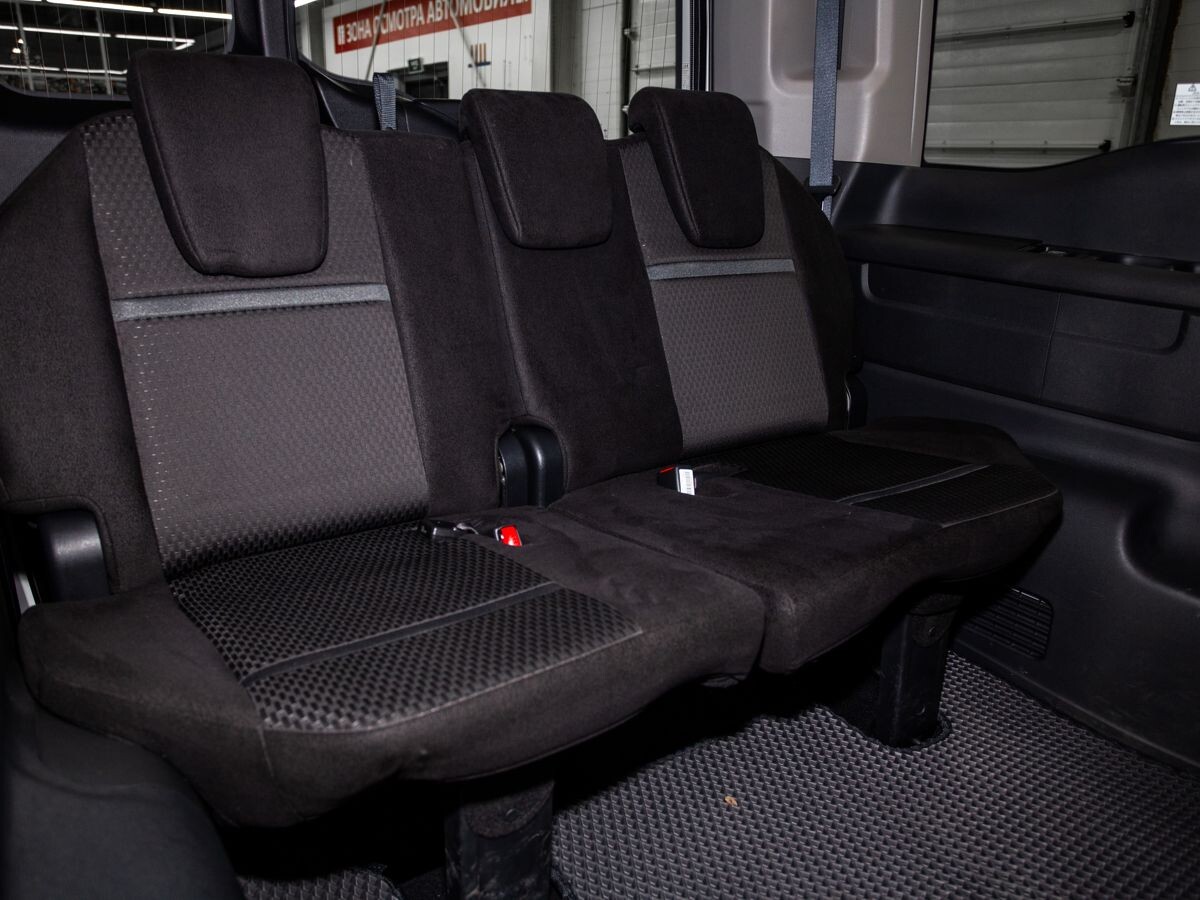 Honda Stepwgn 2018 - фото автомобиля