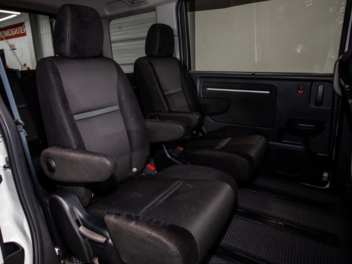 Honda Stepwgn 2018 - фото автомобиля