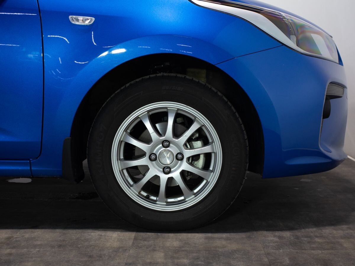 Kia Rio 2020 - фото автомобиля