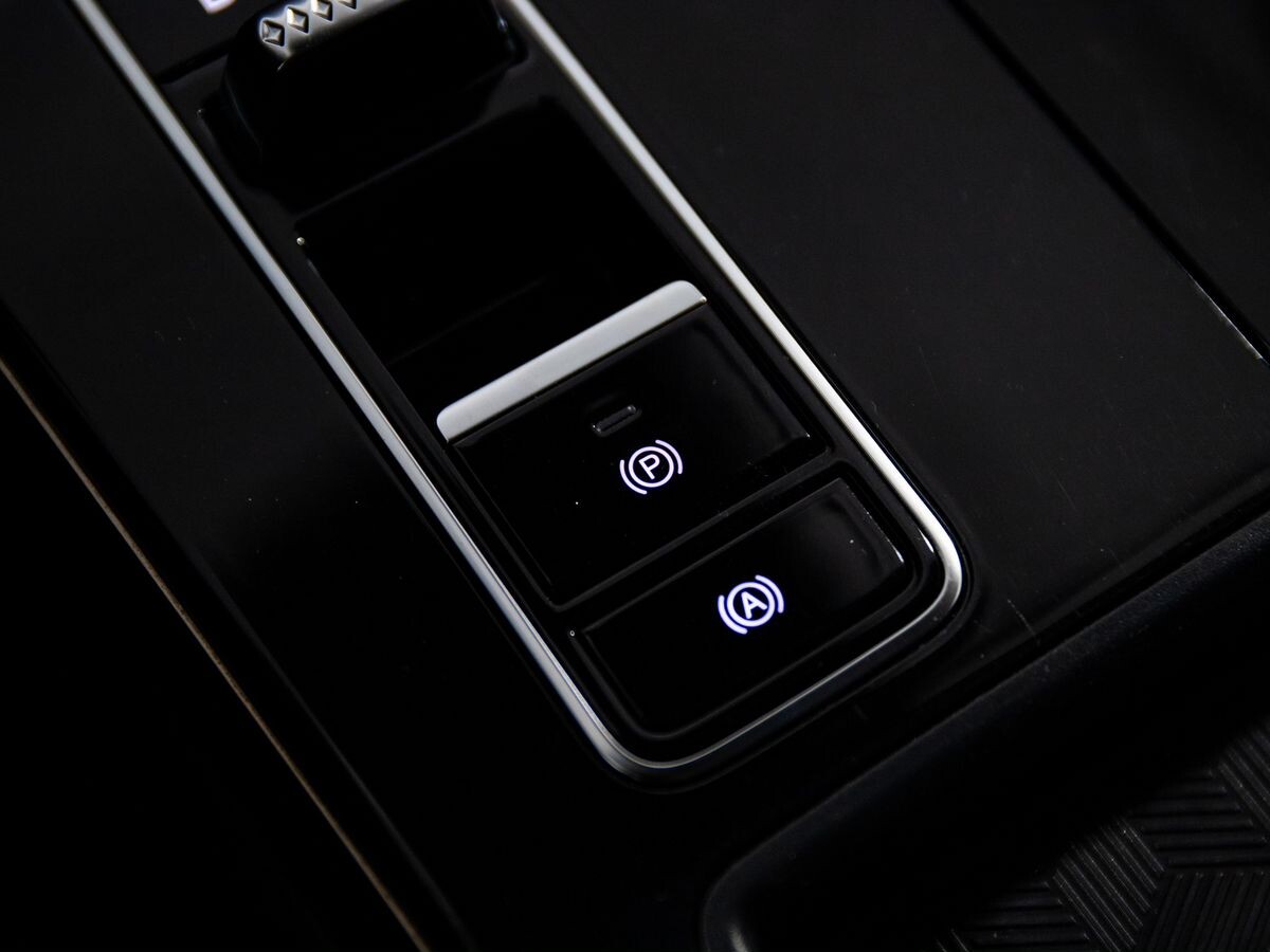 Exeed LX 2022 - фото автомобиля