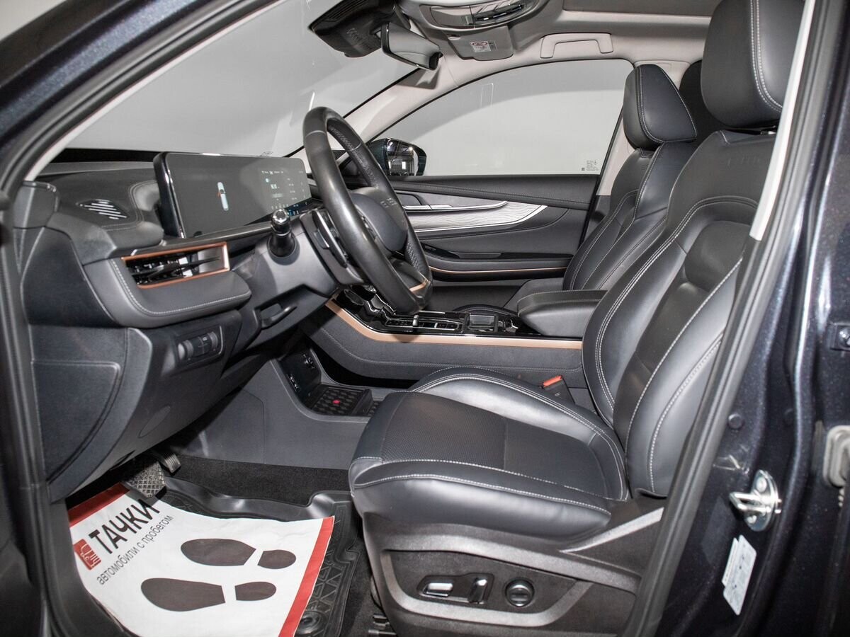 Exeed LX 2022 - фото автомобиля