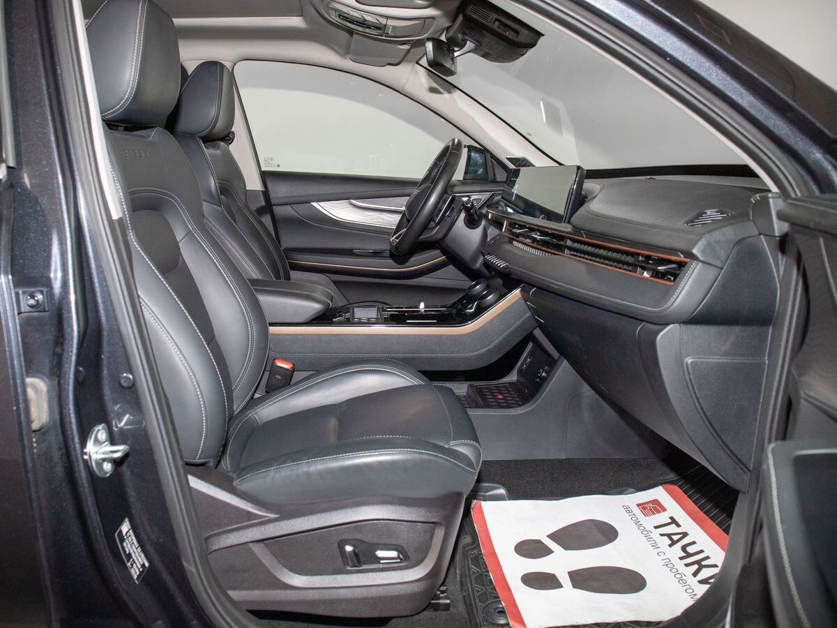 Exeed LX 2022 - фото автомобиля