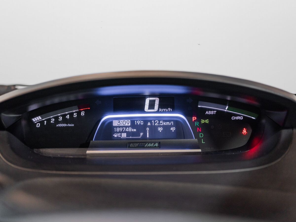 Honda Freed 2011 - фото автомобиля