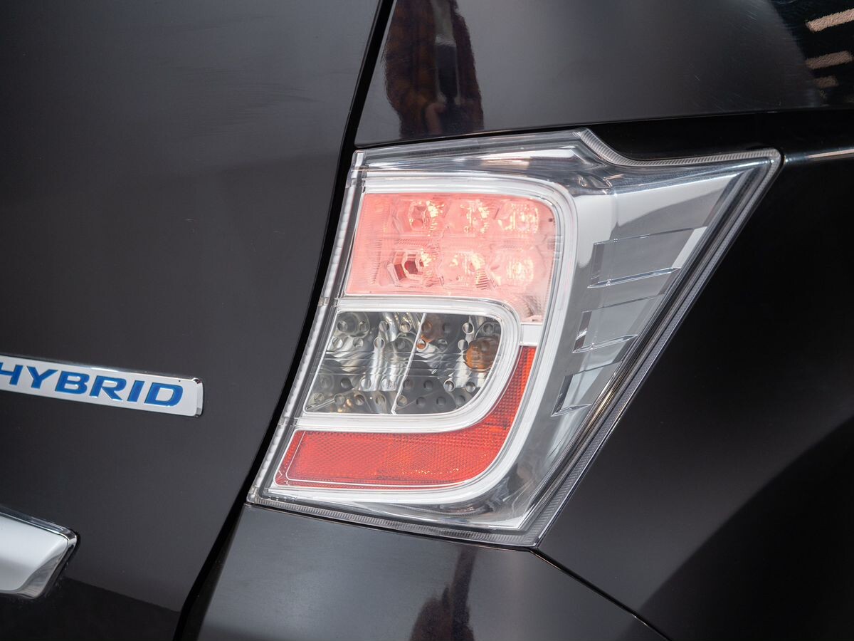 Honda Freed 2011 - фото автомобиля