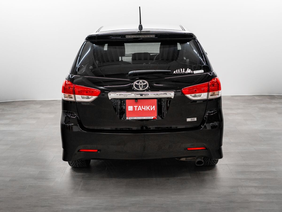 Toyota Wish 2010 - фото автомобиля