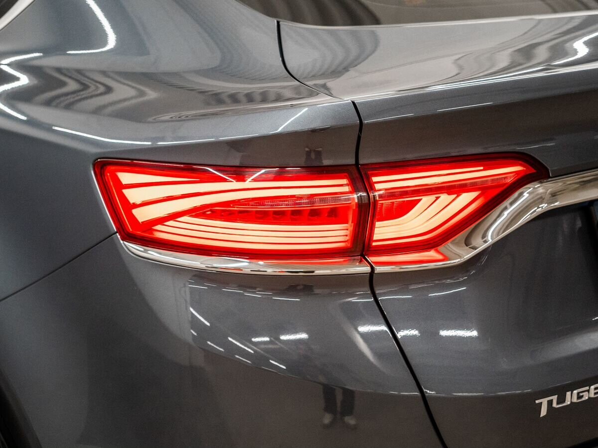 Geely Tugella 2023 - фото автомобиля