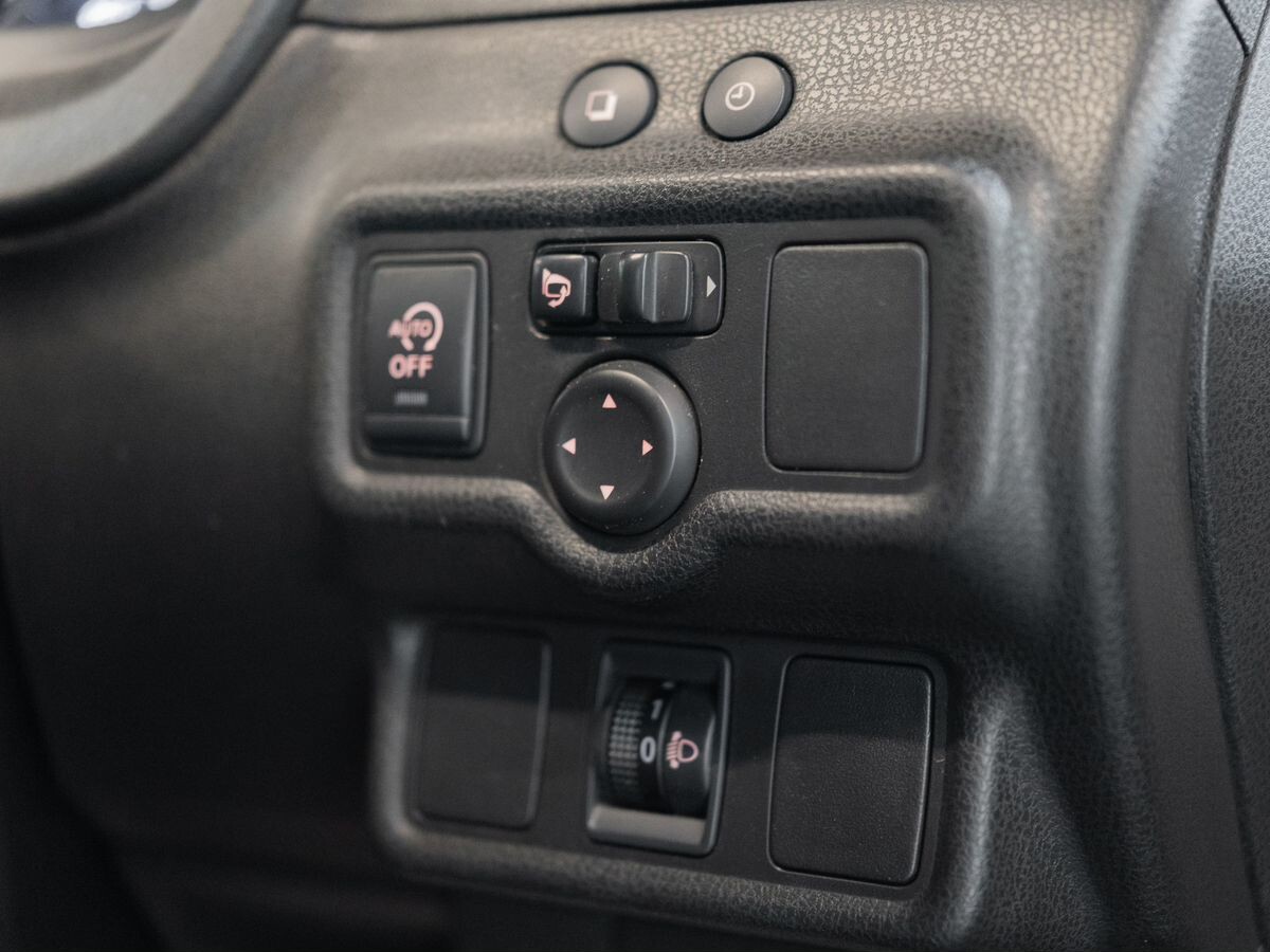 Nissan Note 2014 - фото автомобиля