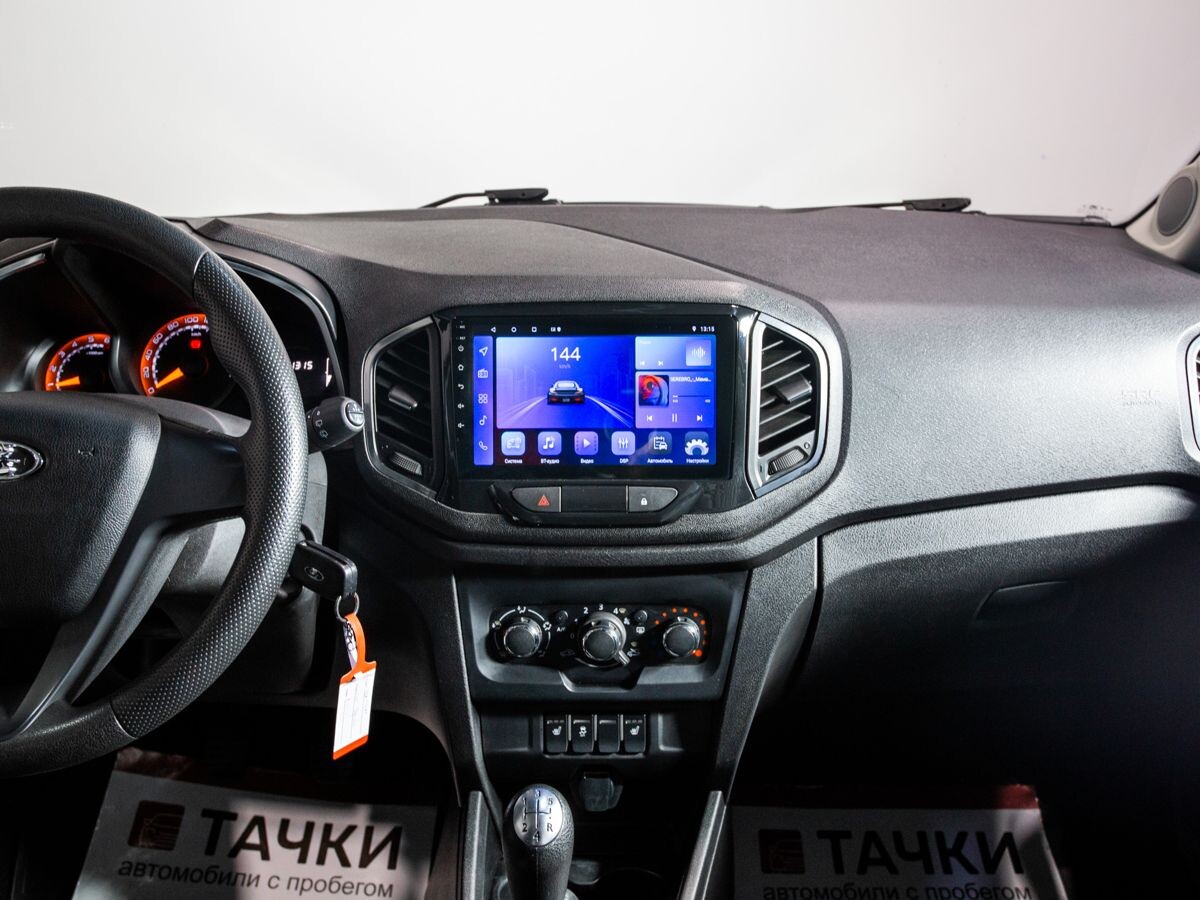 Lada (ВАЗ) XRAY 2021 - фото автомобиля