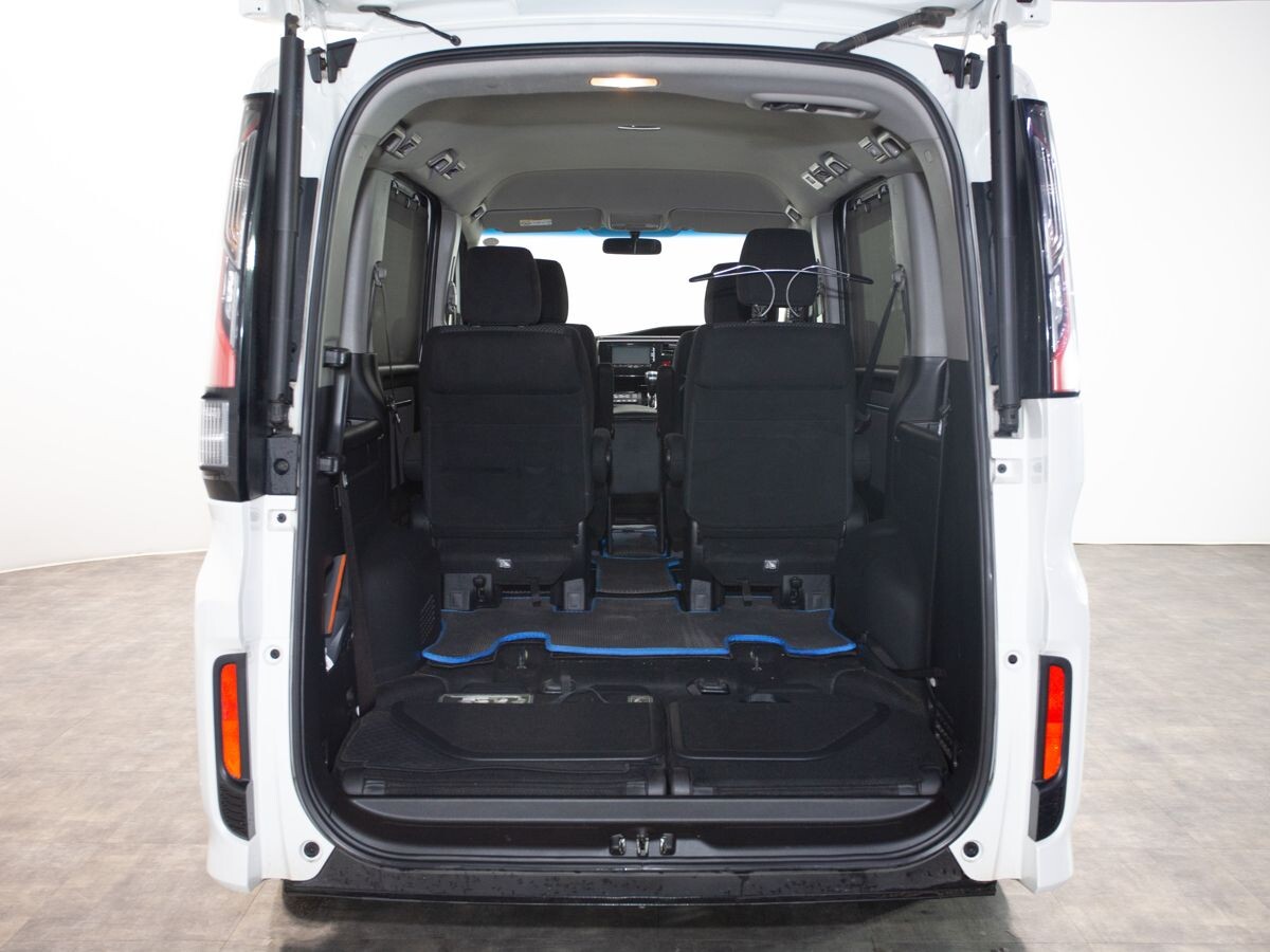 Honda Stepwgn 2015 - фото автомобиля