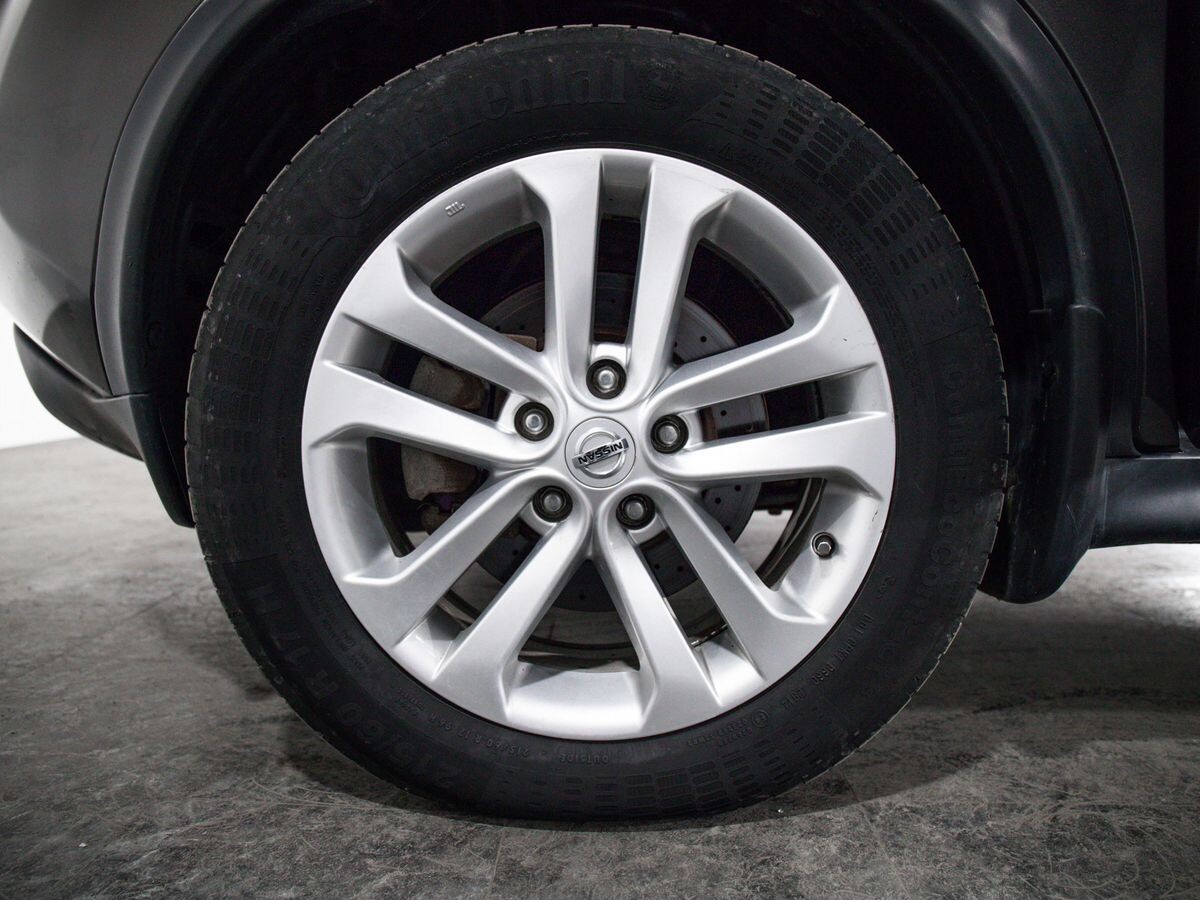 Nissan Juke 2011 - фото автомобиля