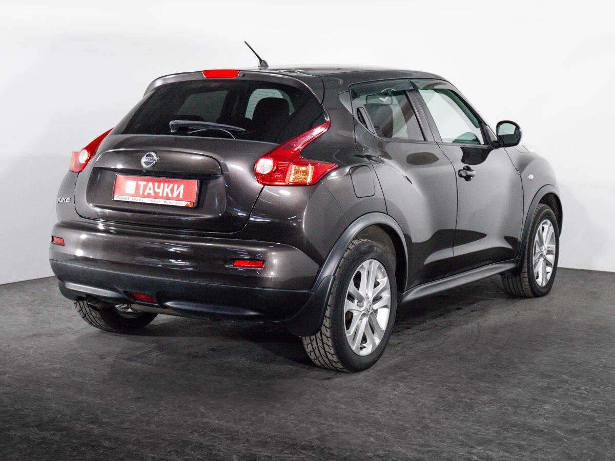 Nissan Juke 2011 - фото автомобиля