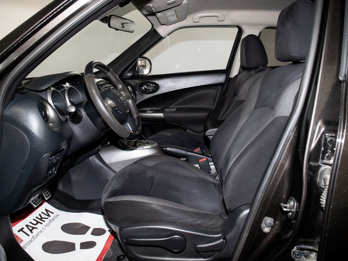 Nissan Juke 2011 - фото автомобиля