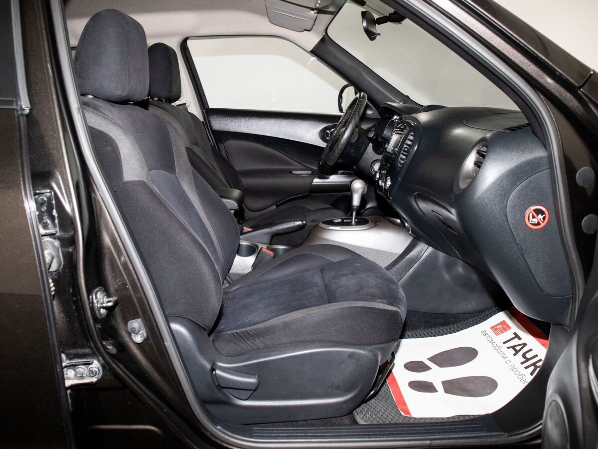 Nissan Juke 2011 - фото автомобиля