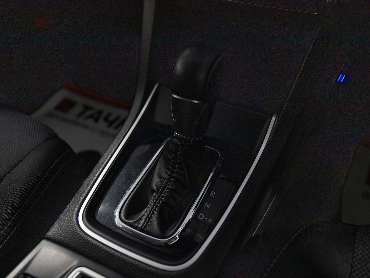 Subaru Levorg 2019 - фото автомобиля