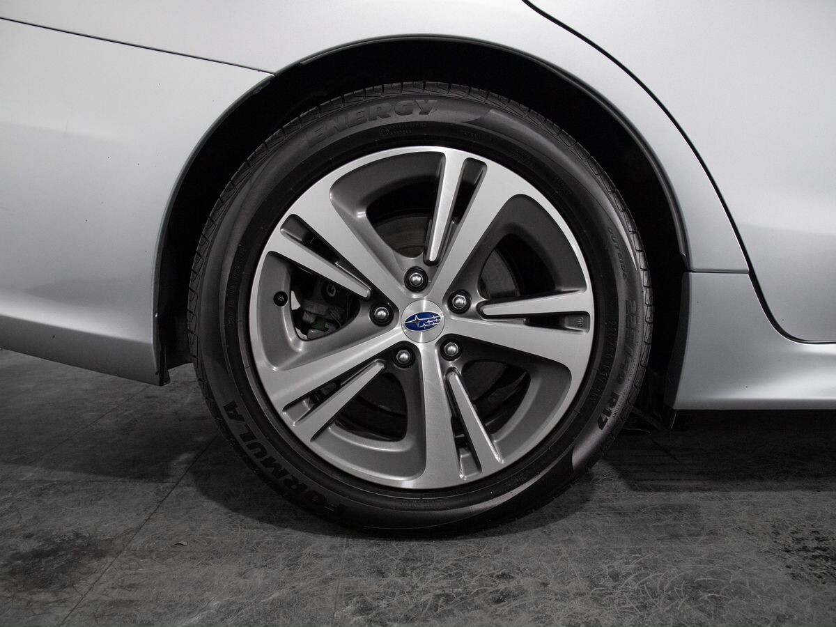 Subaru Levorg 2019 - фото автомобиля