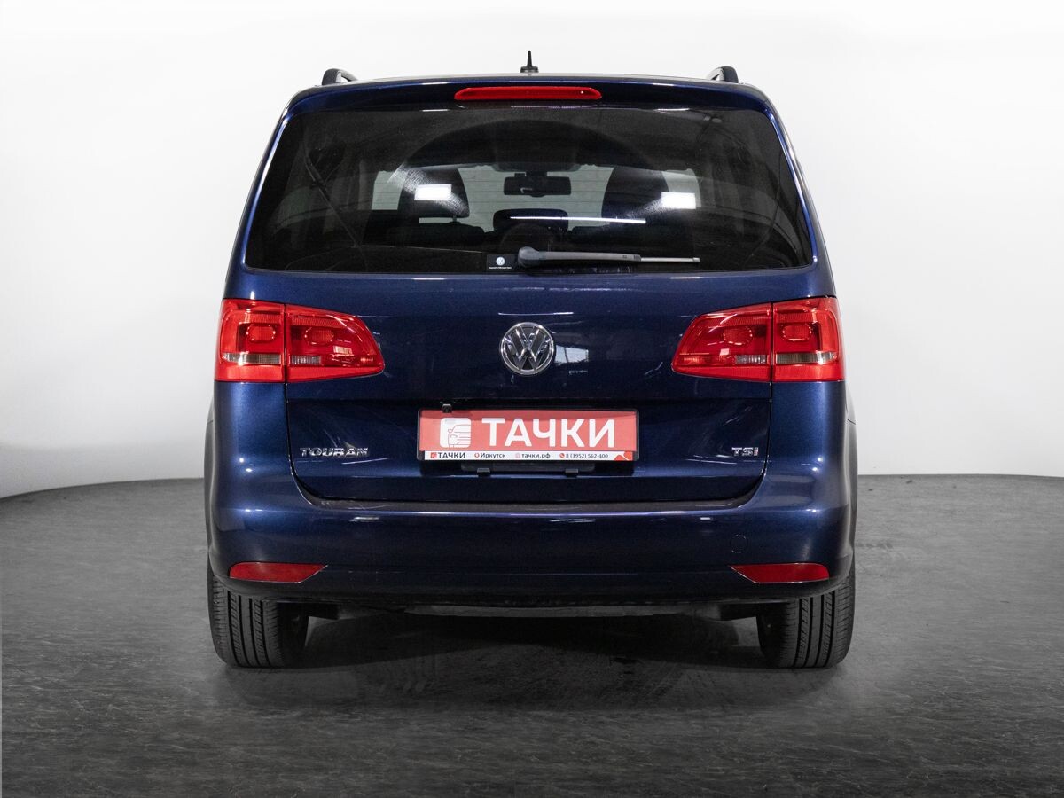 Volkswagen Touran 2012 - фото автомобиля