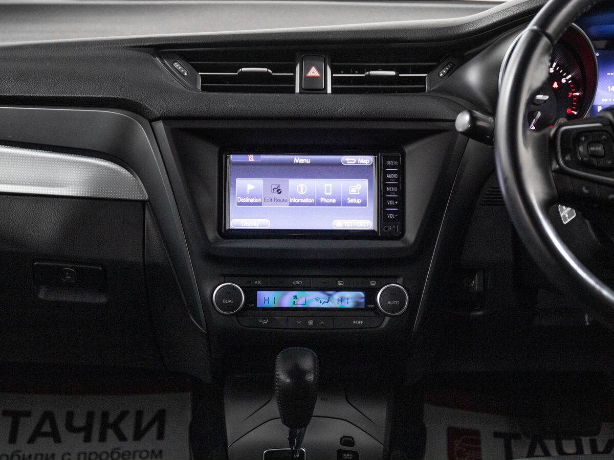 Toyota Avensis 2016 - фото автомобиля