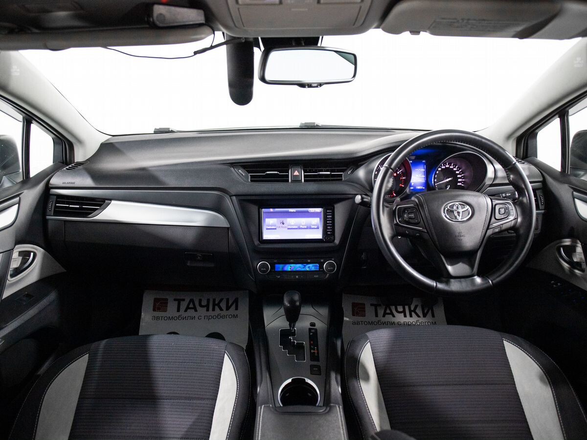 Toyota Avensis 2016 - фото автомобиля