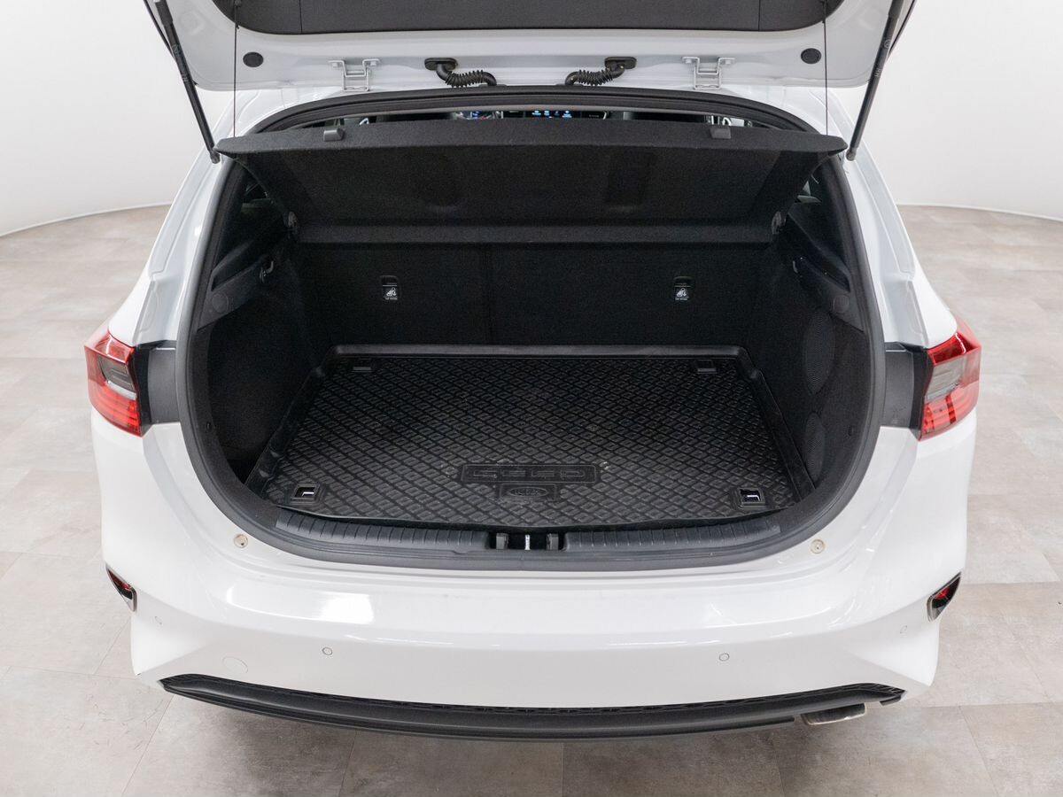 Kia Ceed 2018 - фото автомобиля