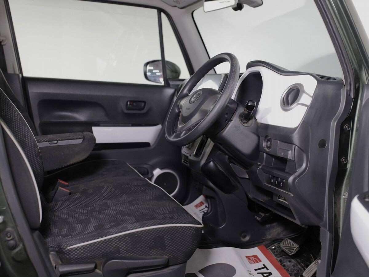 Mazda Flair Crossover 2017 - фото автомобиля