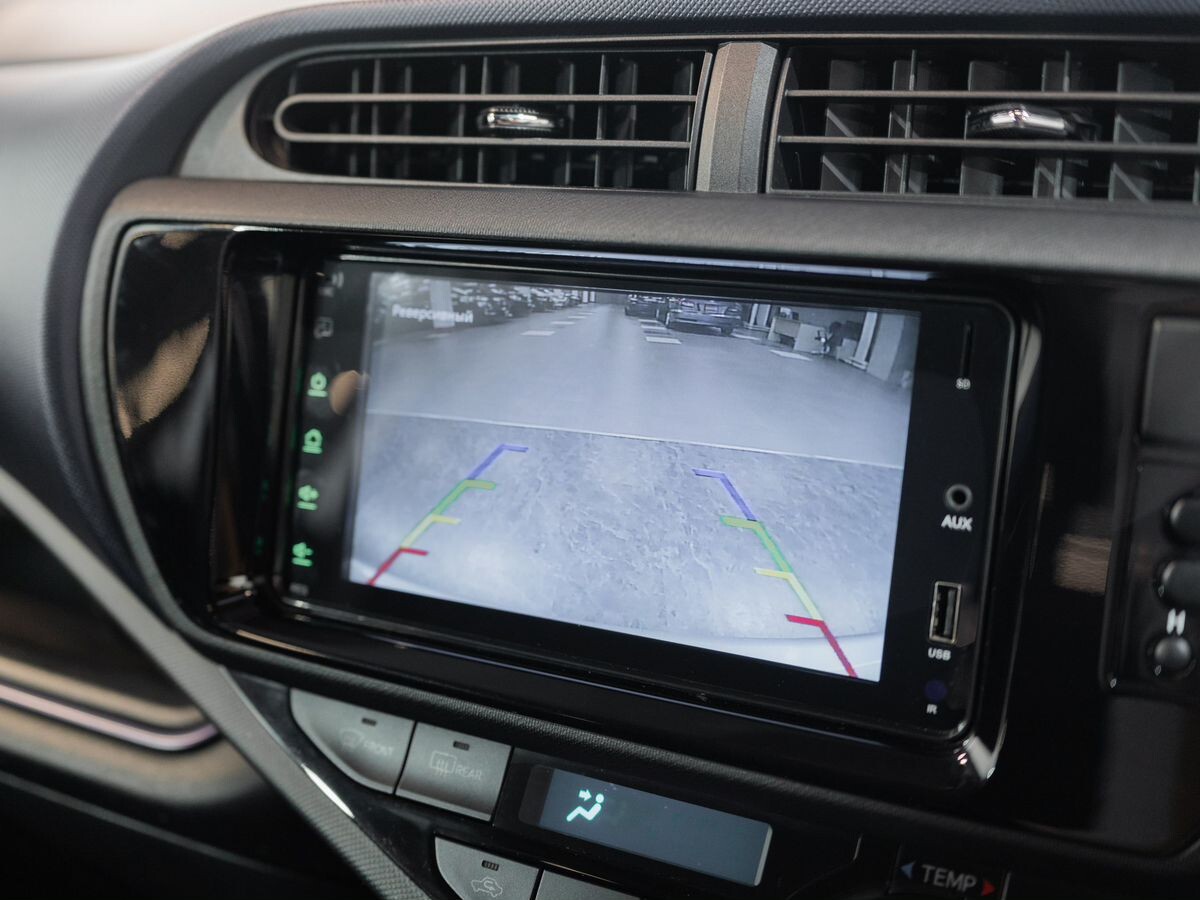 Toyota Aqua 2016 - фото автомобиля