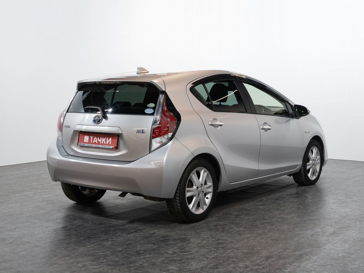 Toyota Aqua 2016 - фото автомобиля
