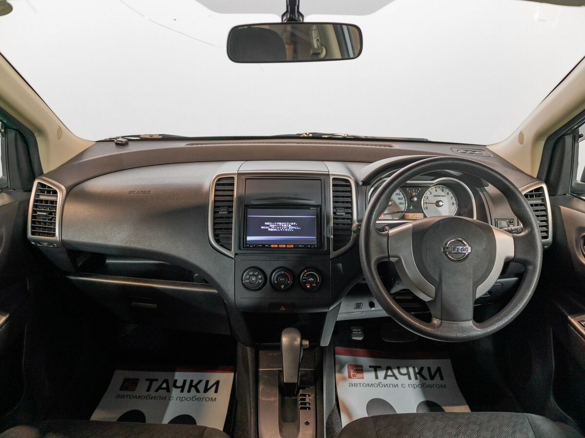 Nissan Wingroad 2013 - фото автомобиля