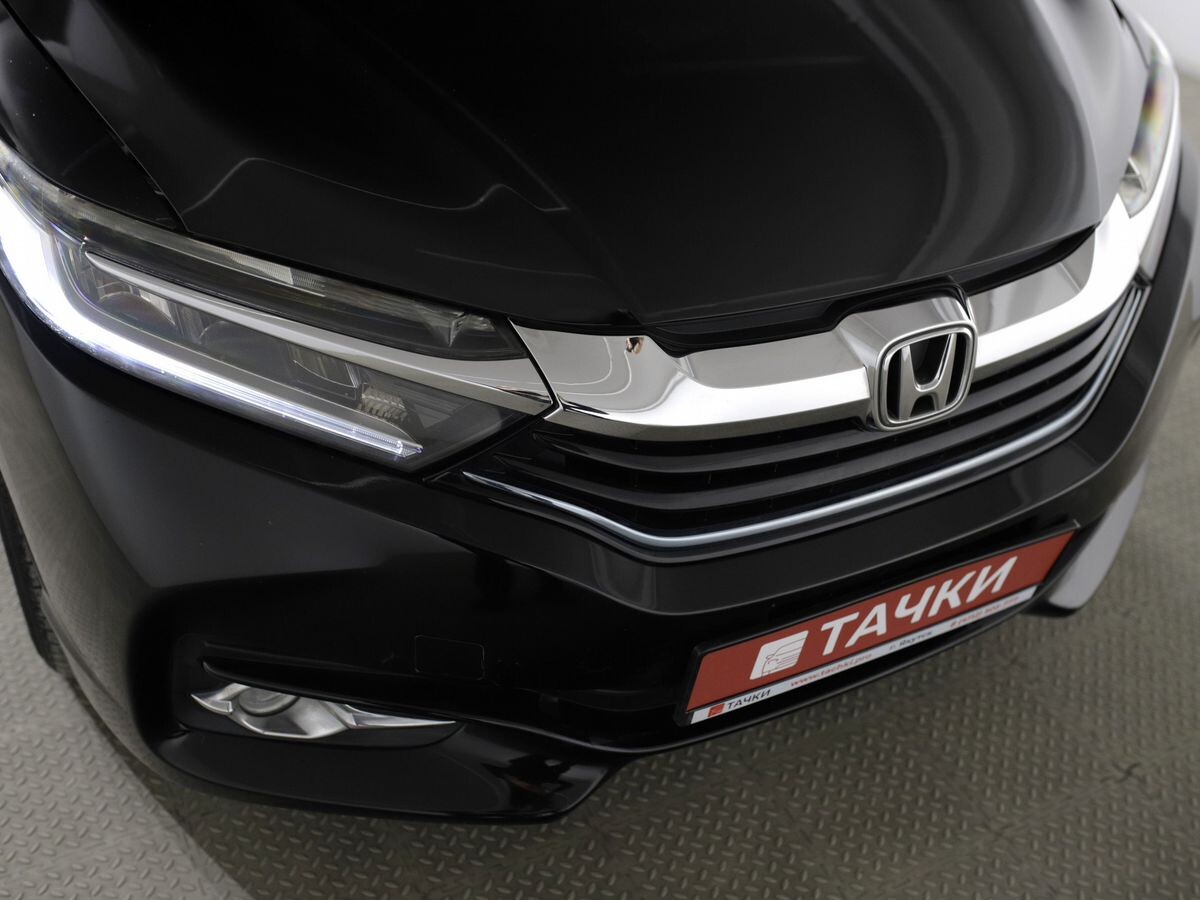 Honda Shuttle 2016 - фото автомобиля