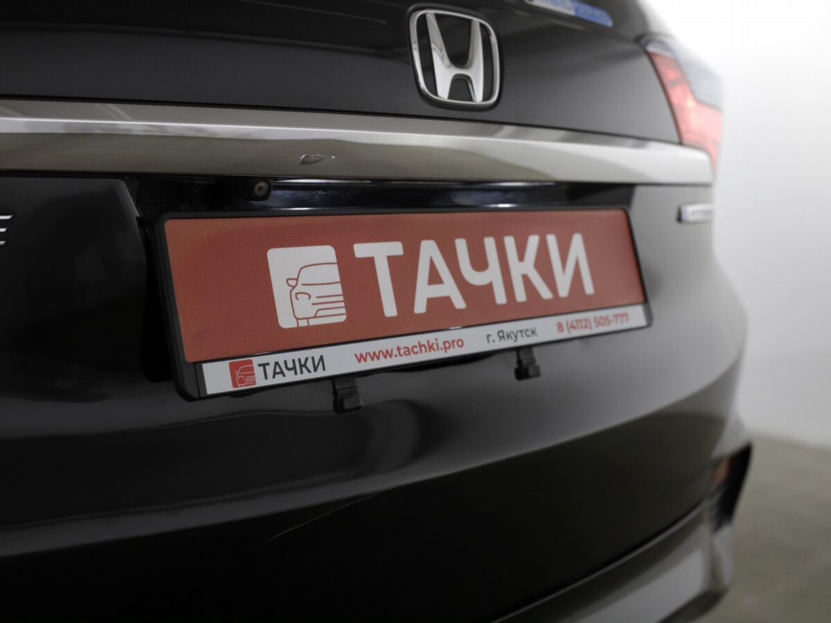 Honda Shuttle 2016 - фото автомобиля