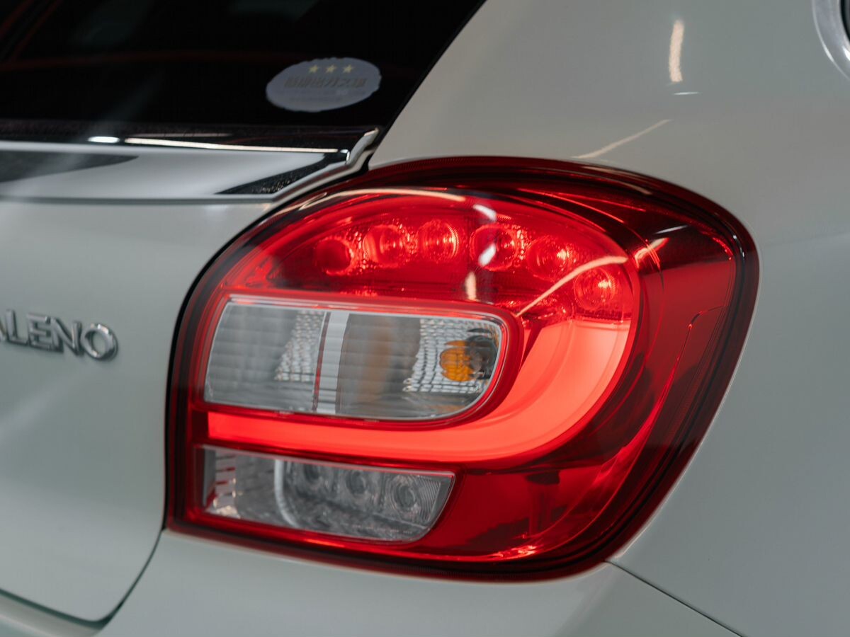 Suzuki Baleno 2016 - фото автомобиля