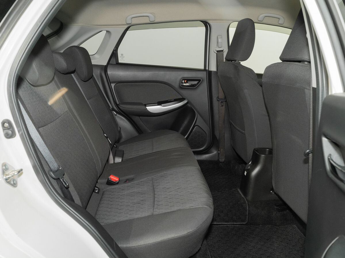 Suzuki Baleno 2016 - фото автомобиля