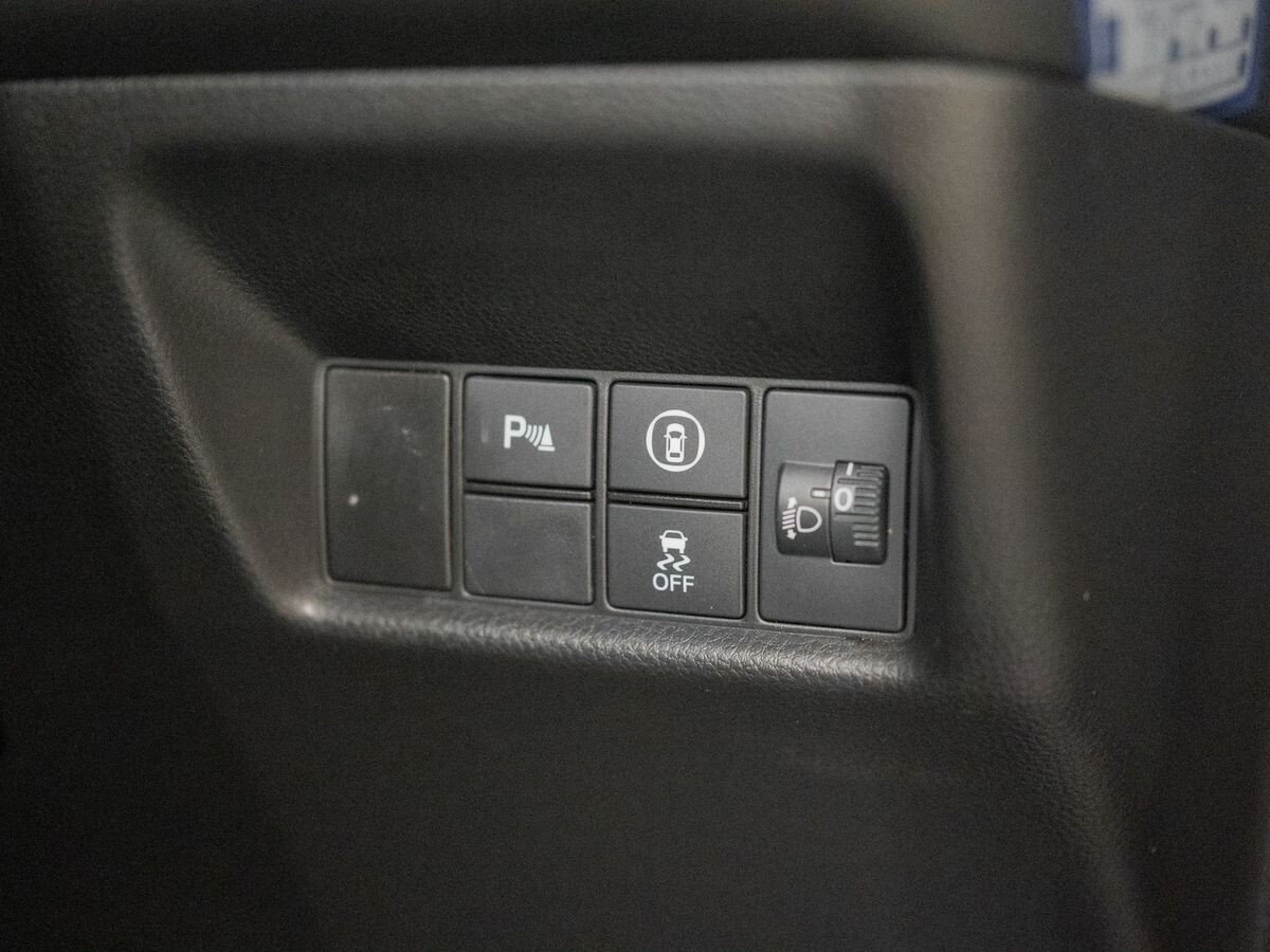 Honda Fit 2020 - фото автомобиля