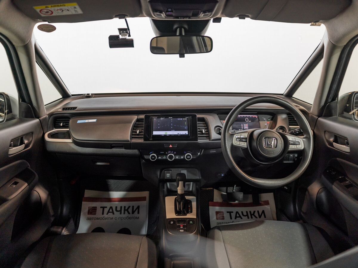 Honda Fit 2020 - фото автомобиля