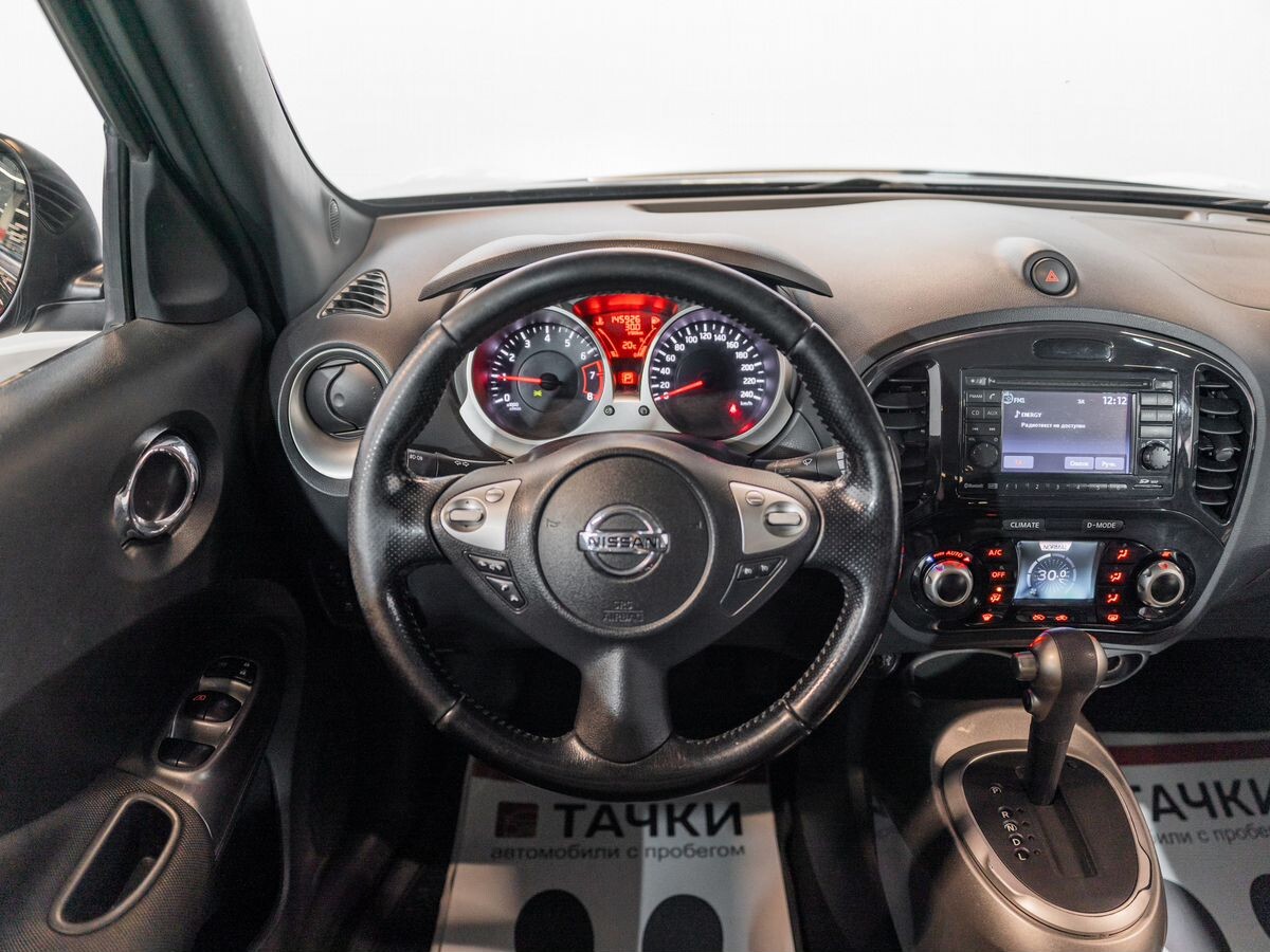 Nissan Juke 2012 - фото автомобиля