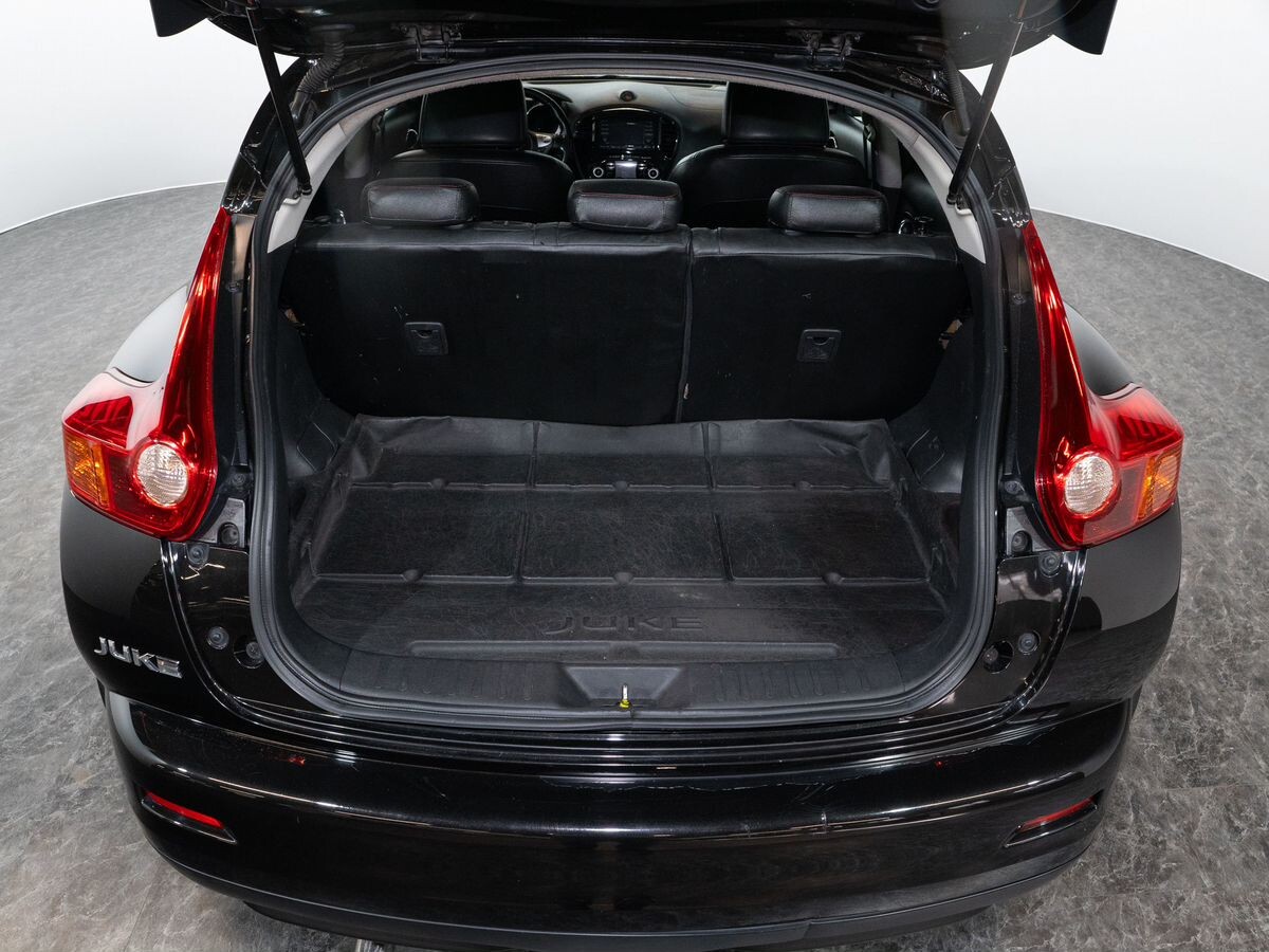 Nissan Juke 2012 - фото автомобиля