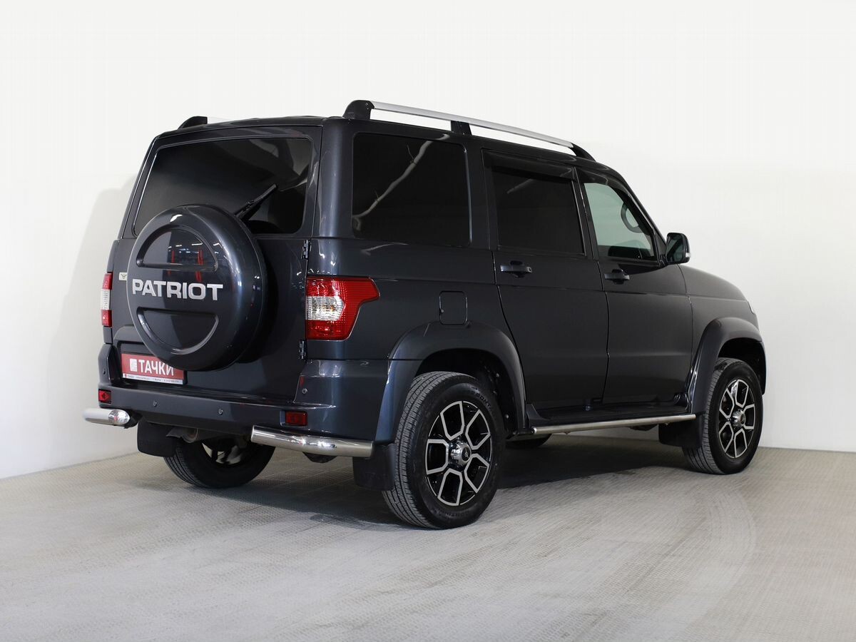 УАЗ Patriot 2019 - фото автомобиля