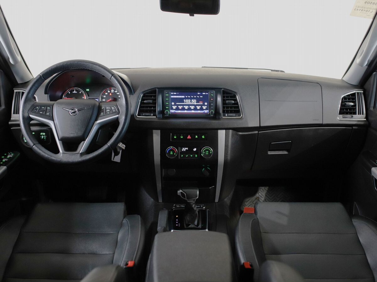 УАЗ Patriot 2019 - фото автомобиля