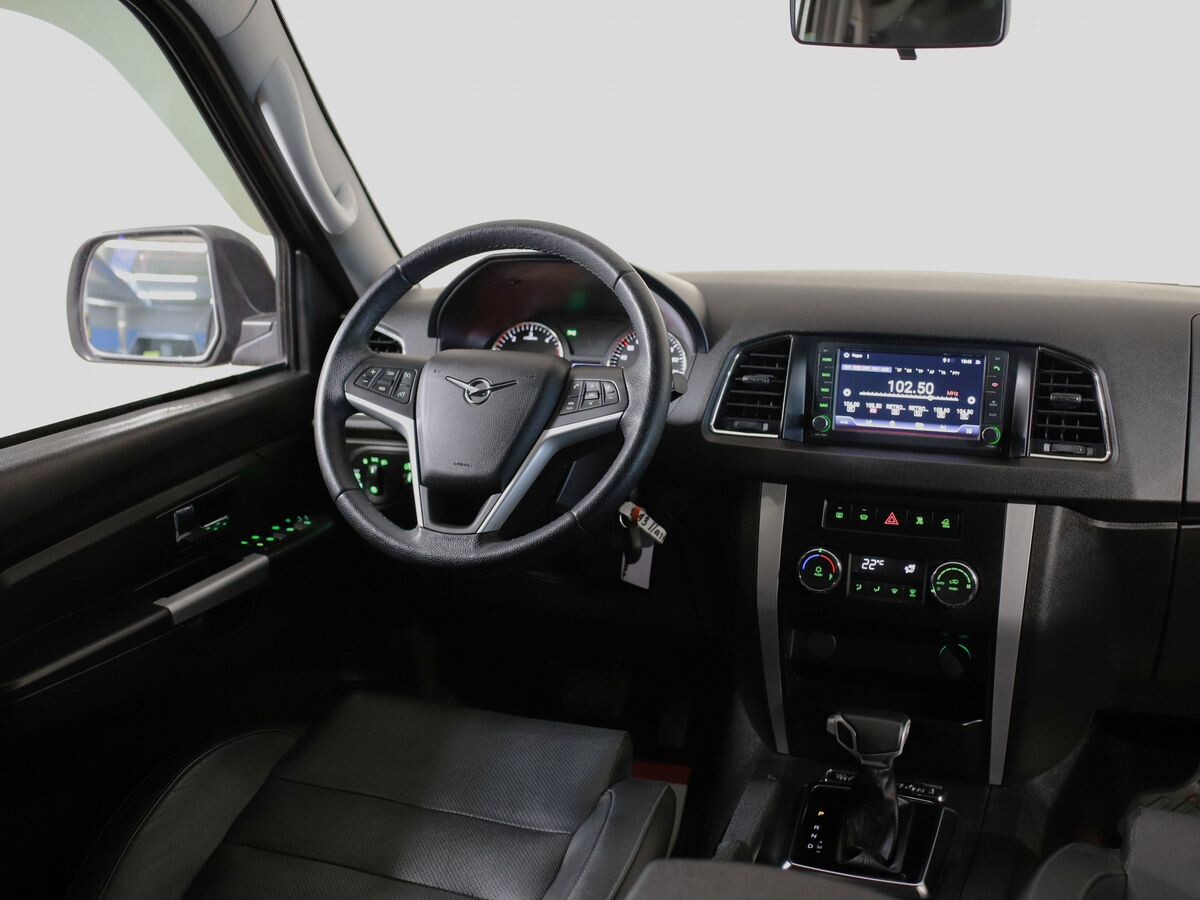 УАЗ Patriot 2019 - фото автомобиля