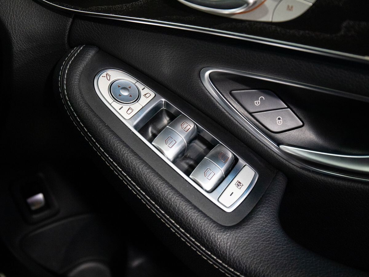 Mercedes-Benz C-Класс 2015 - фото автомобиля