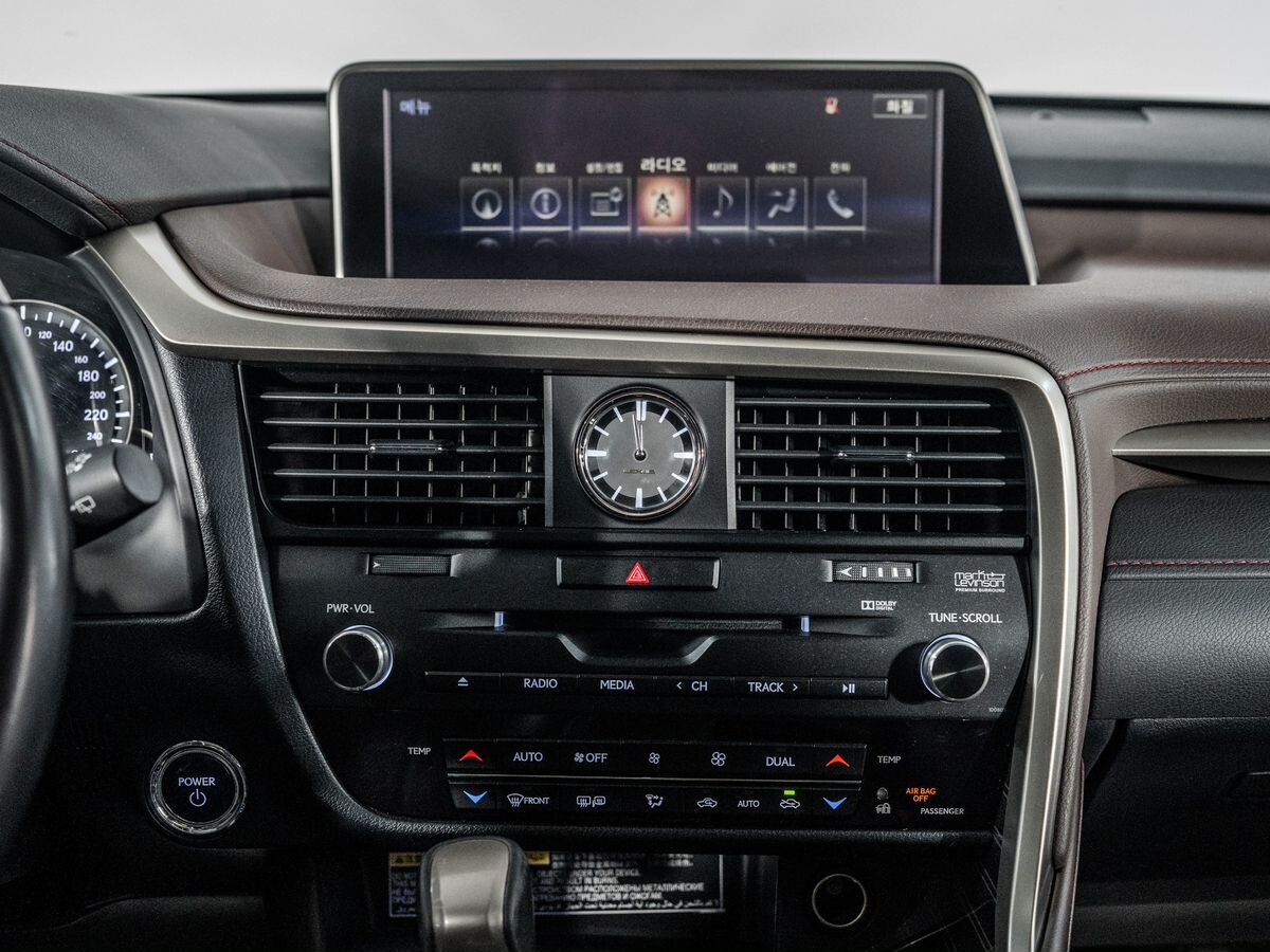 Lexus RX 2019 - фото автомобиля