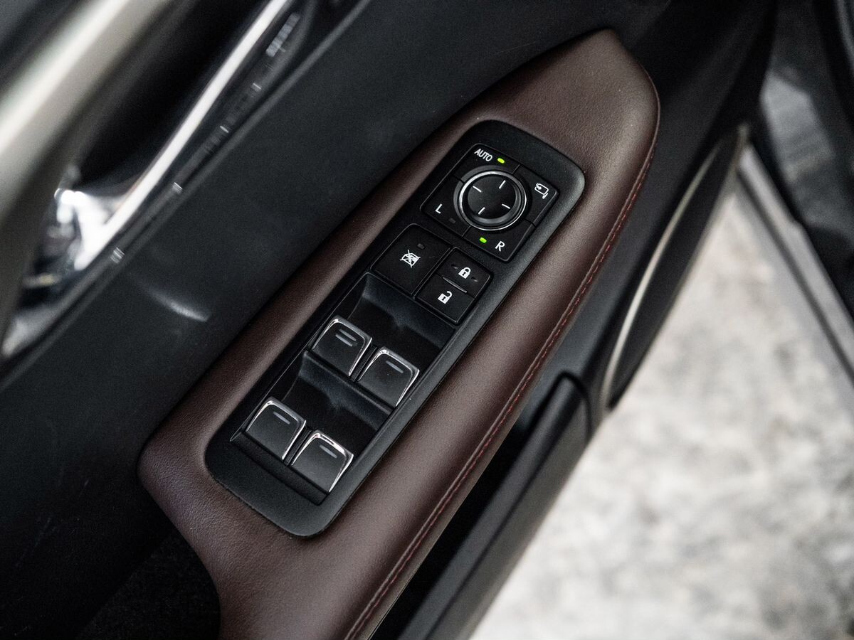 Lexus RX 2019 - фото автомобиля