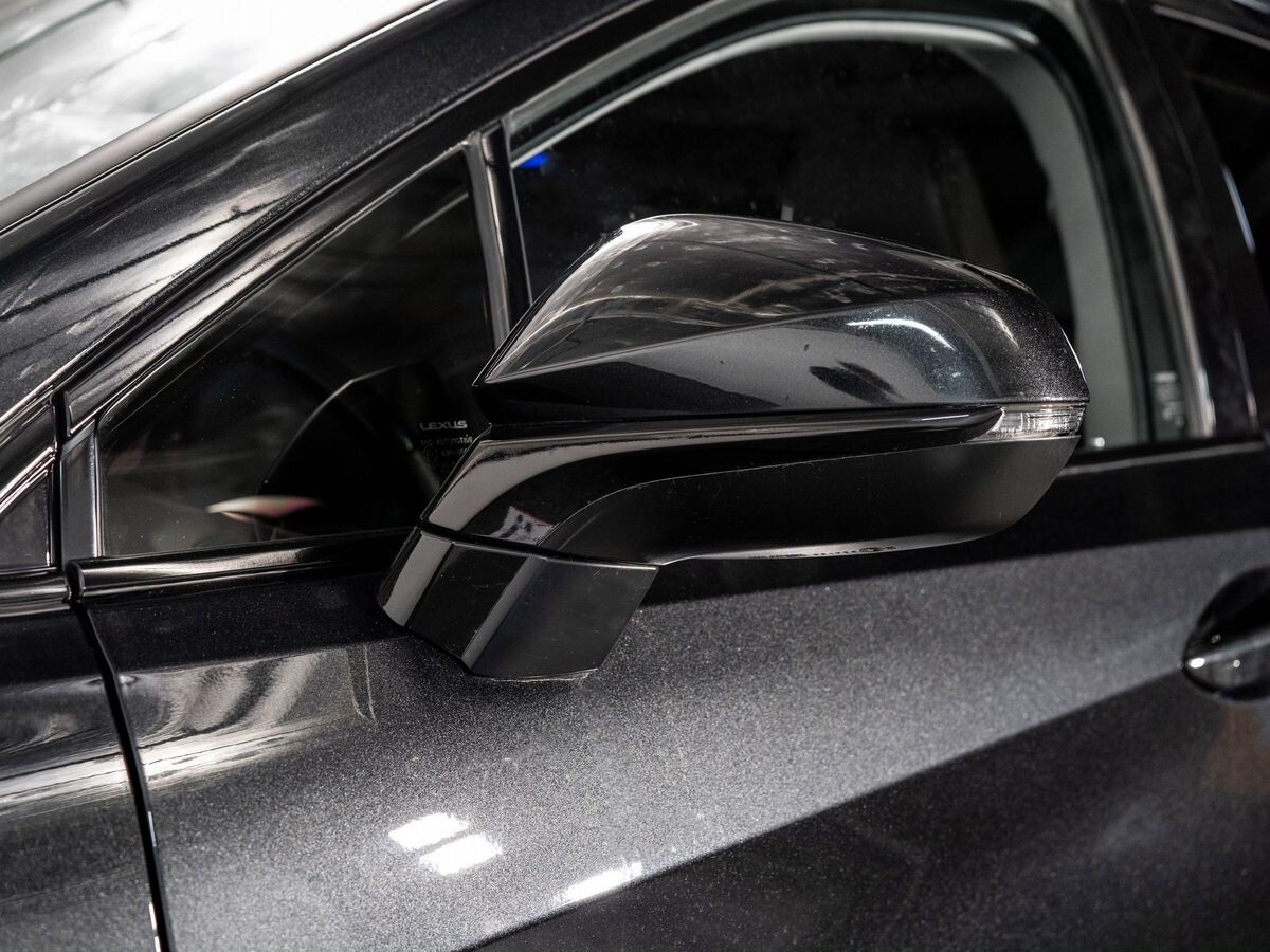 Lexus RX 2019 - фото автомобиля